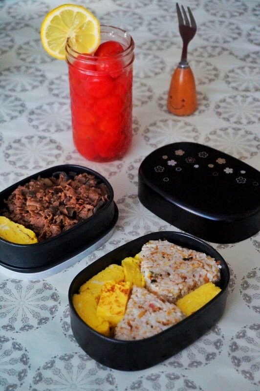 A lunchbox made by Kexin